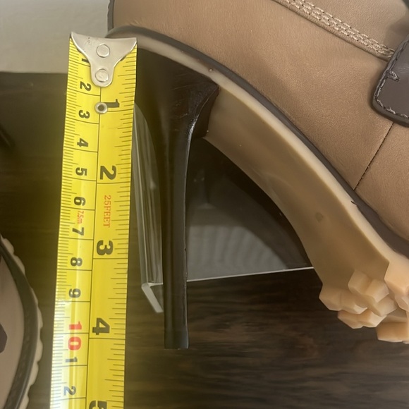 Tory Burch Brown and Tan Heeled Boots with High Stiletto Heel and Unique Design - Picture 11 of 14